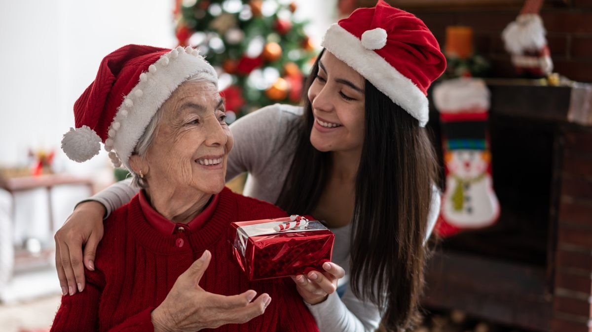 More than one in 10 grandparents have asked for a smartphone for Christmas, study finds - The Mirror